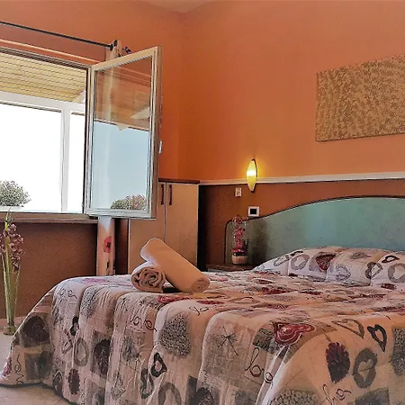 Hotel Ischia Onda Blu 3*