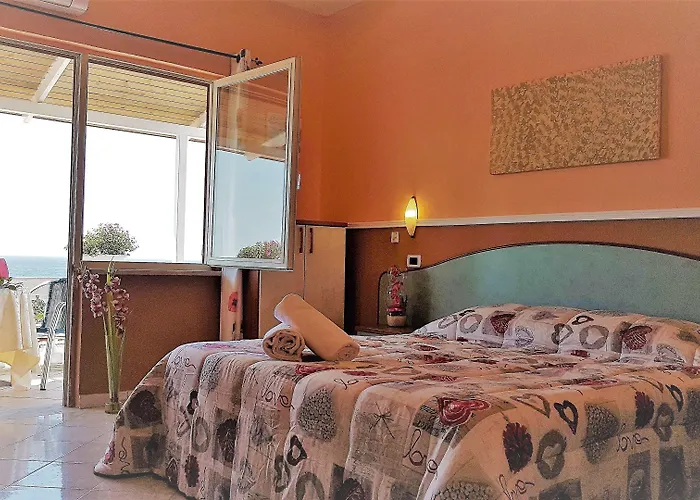 Hotel Ischia Onda Blu 3*