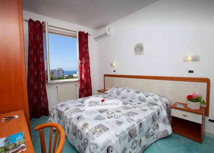 Ischia Onda Blu ホテル